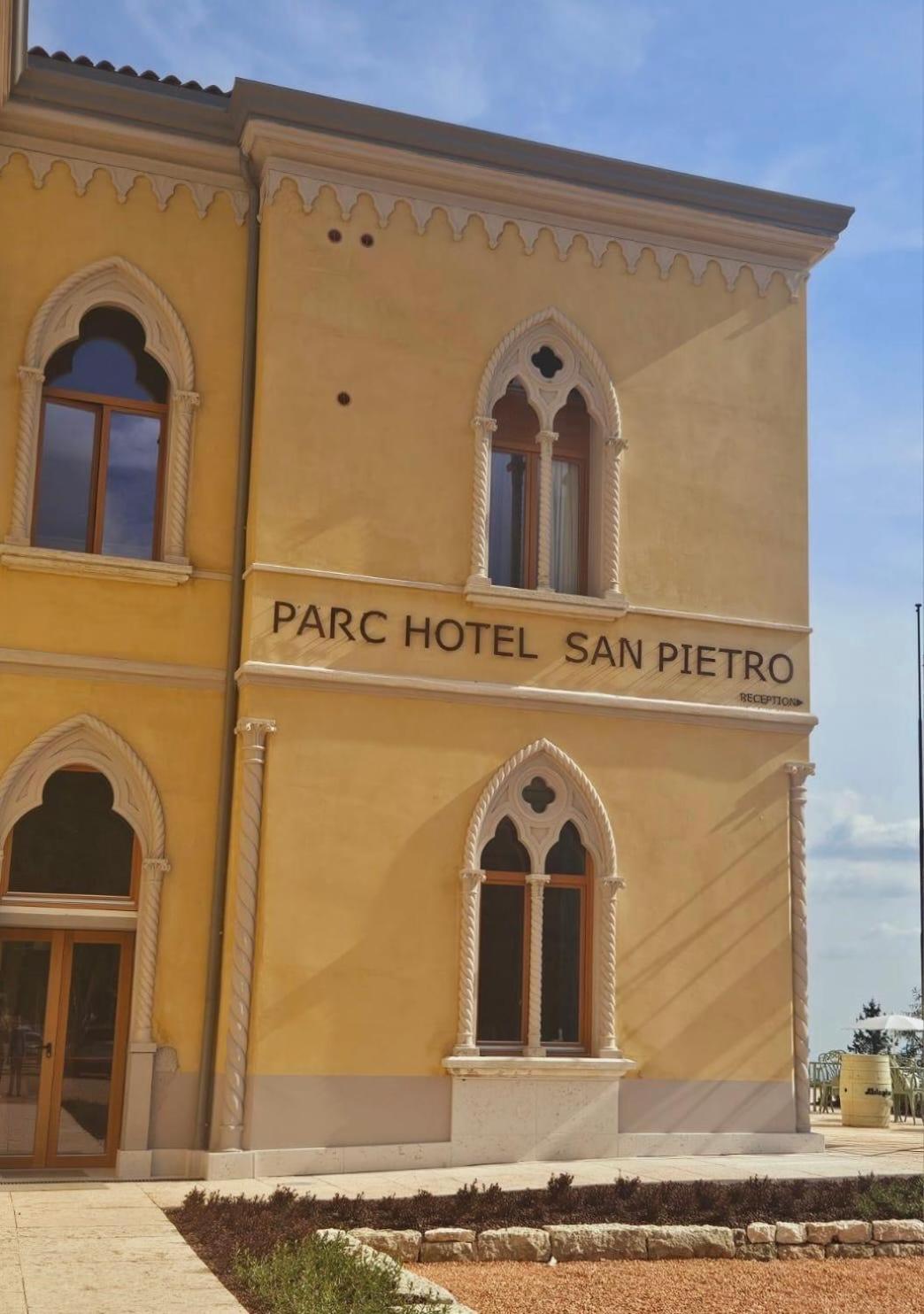 Parc Hotel San Pietro Spiazzi Di Caprino Ngoại thất bức ảnh